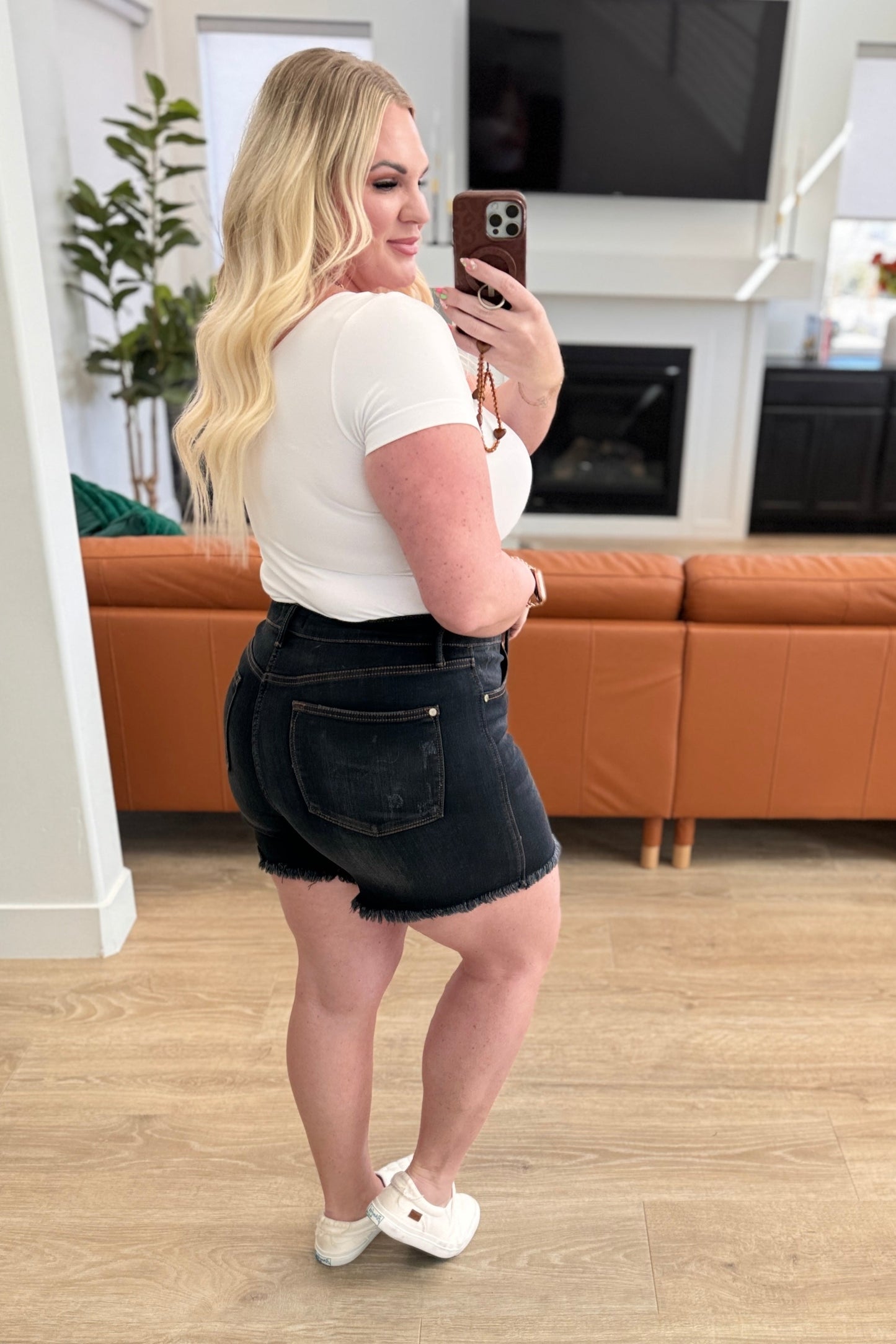 Ember Fray Hem Shorts | Judy Blue