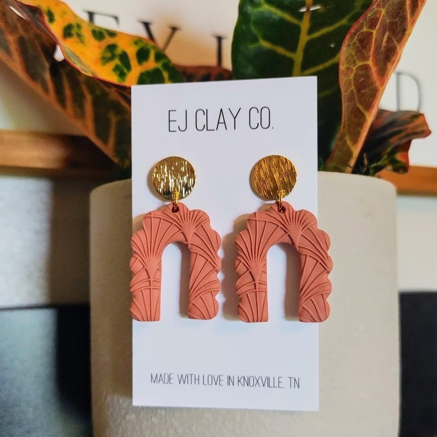 Dusty Rose Scalloped Deco Dangles
