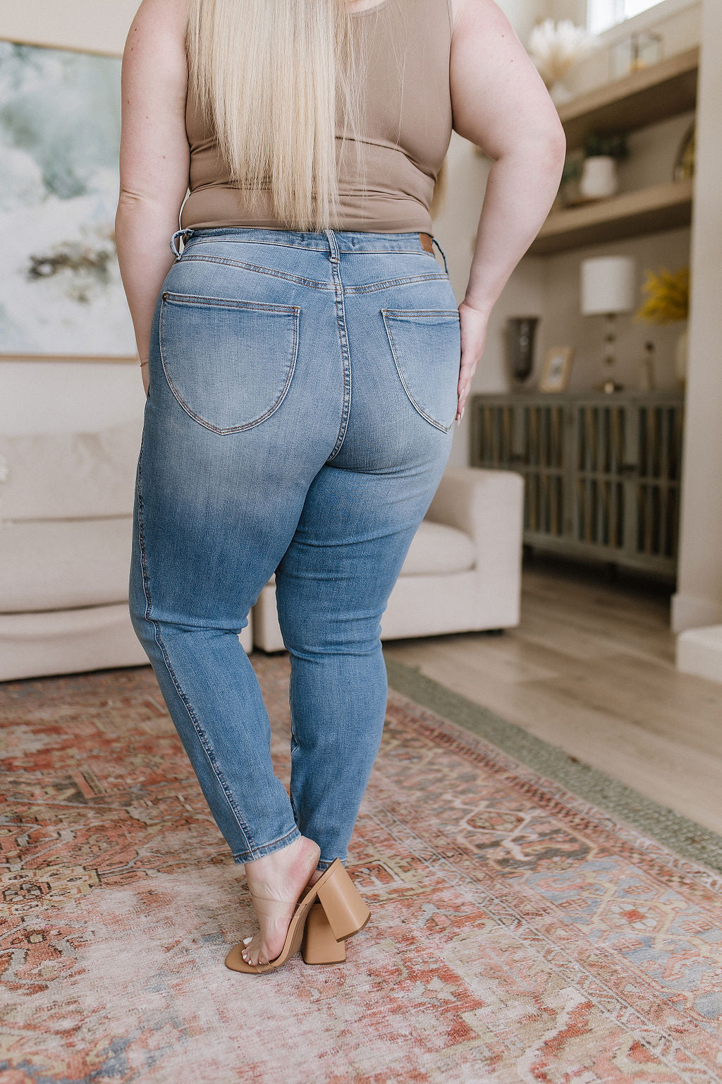 Betsy Shield Pocket Skinny Jeans