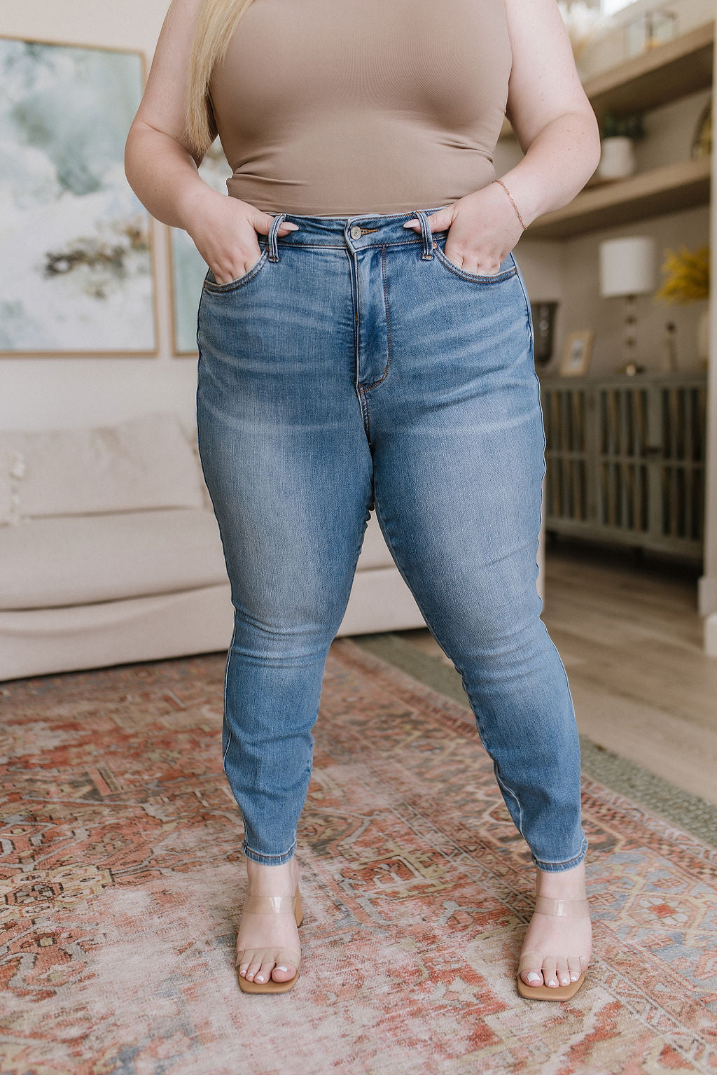 Betsy Shield Pocket Skinny Jeans
