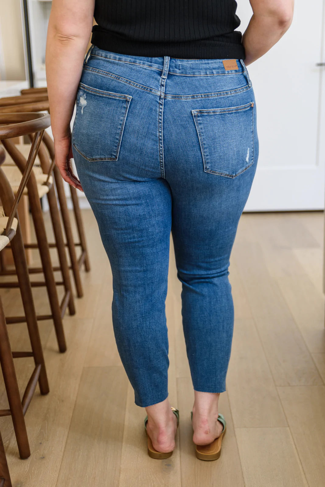 Making Wishes Embroidered Skinny Jeans