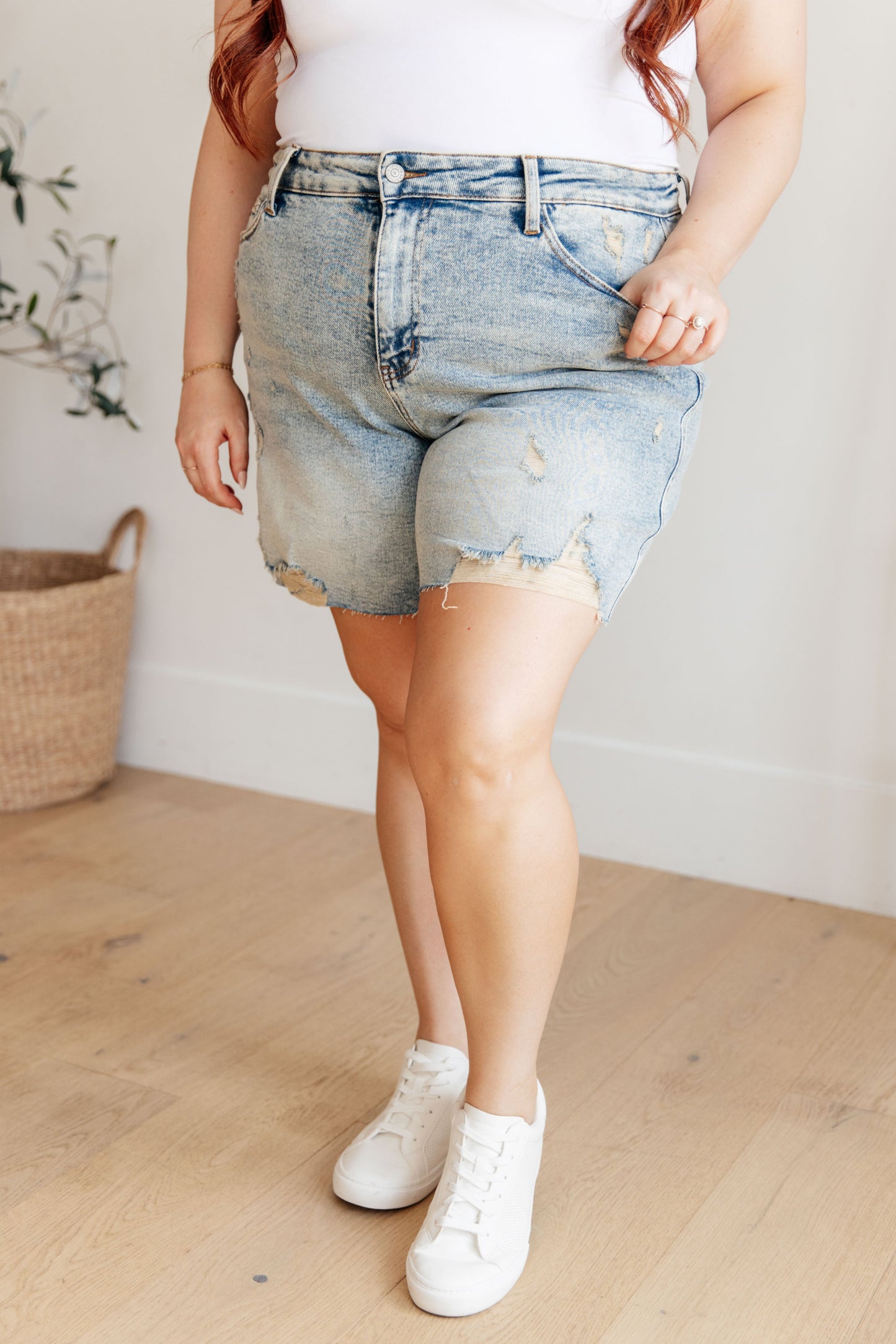 Cindy Distressed Boyfriend Shorts | Judy Blue